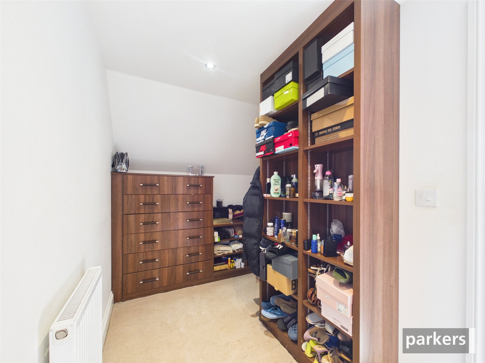 4 bedroom House for sale in Woodley, Reading, Berkshire