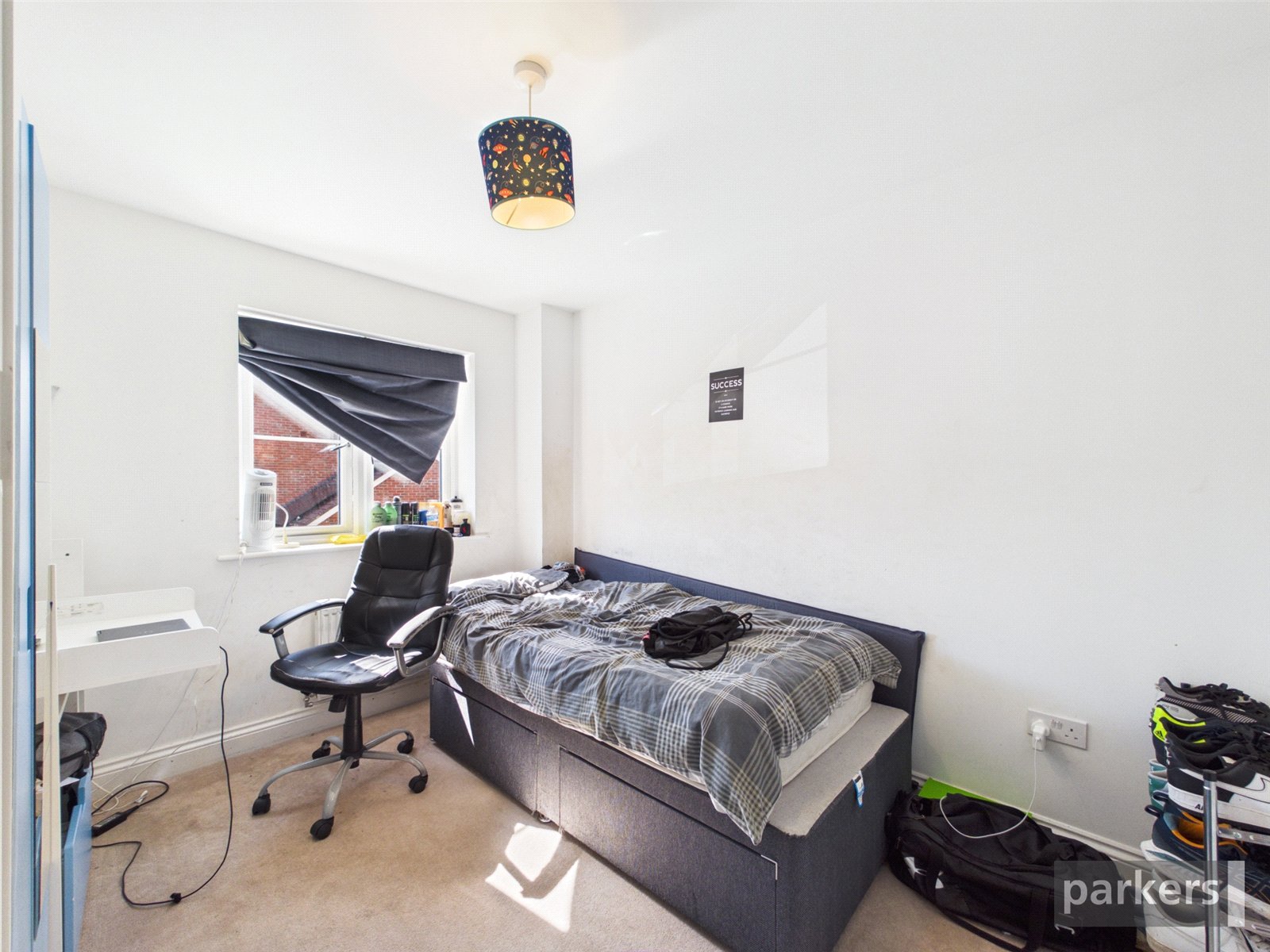 4 bedroom House for sale in Woodley, Reading, Berkshire