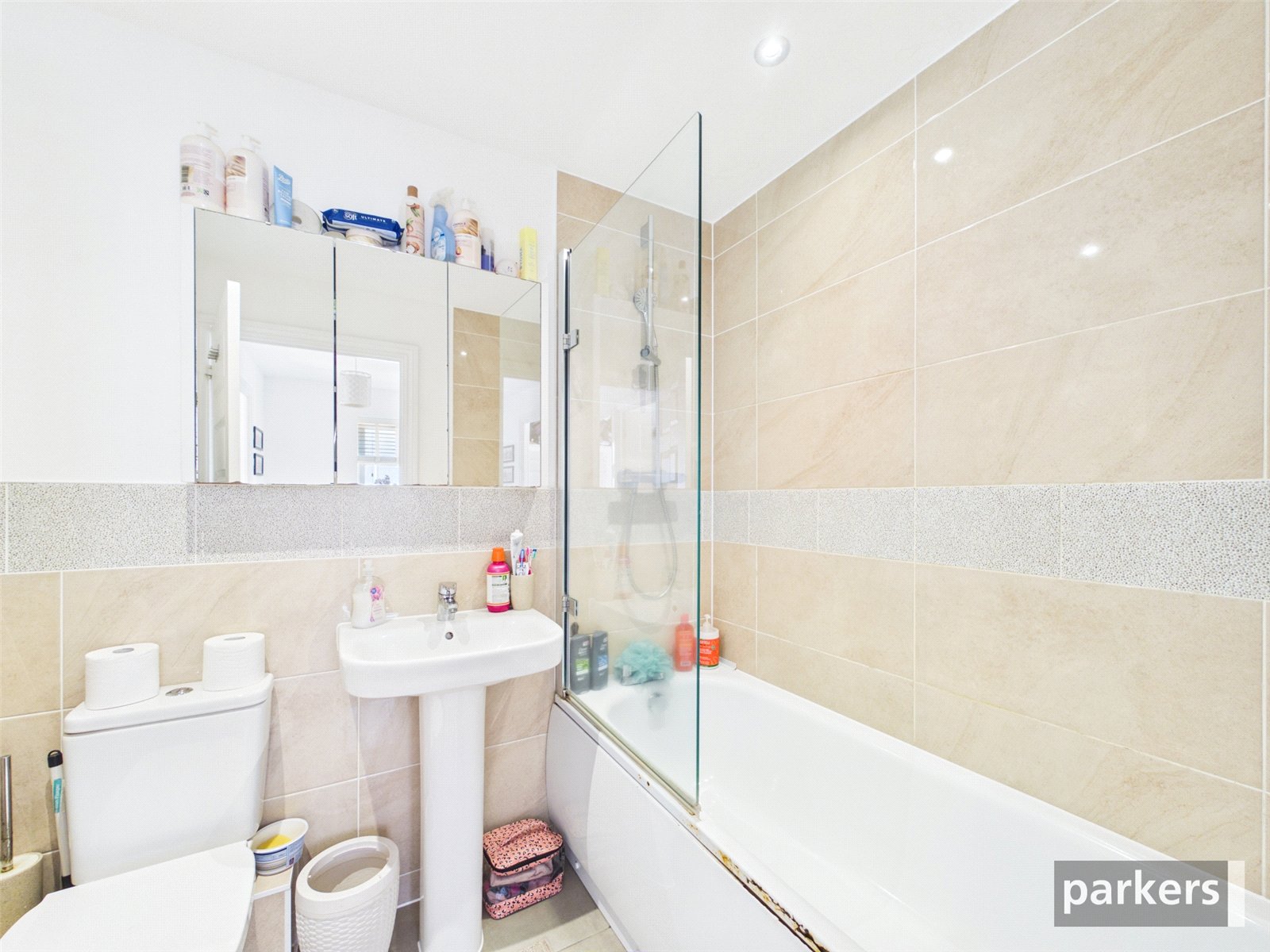 4 bedroom House for sale in Woodley, Reading, Berkshire