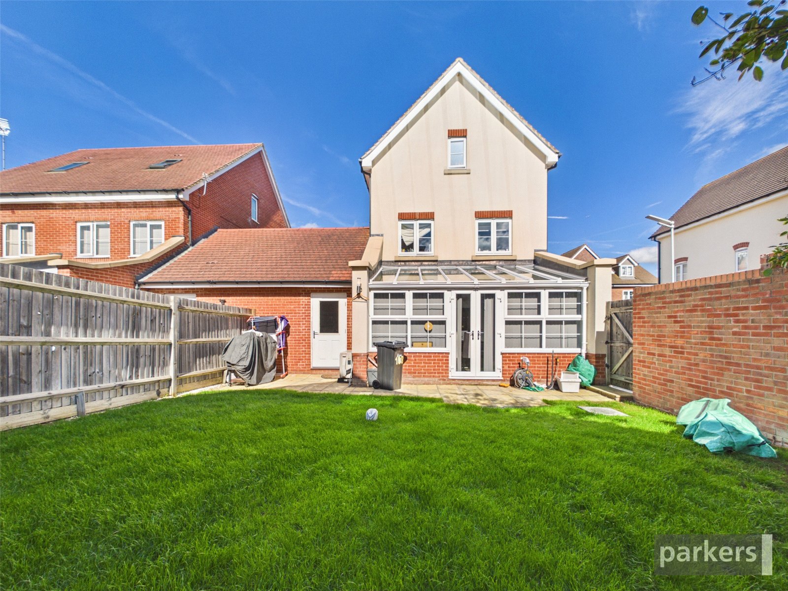 4 bedroom House for sale in Woodley, Reading, Berkshire