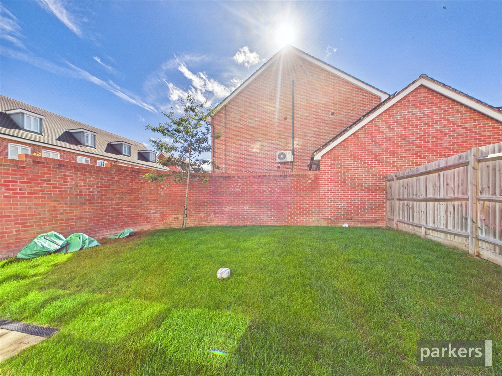 4 bedroom House for sale in Woodley, Reading, Berkshire