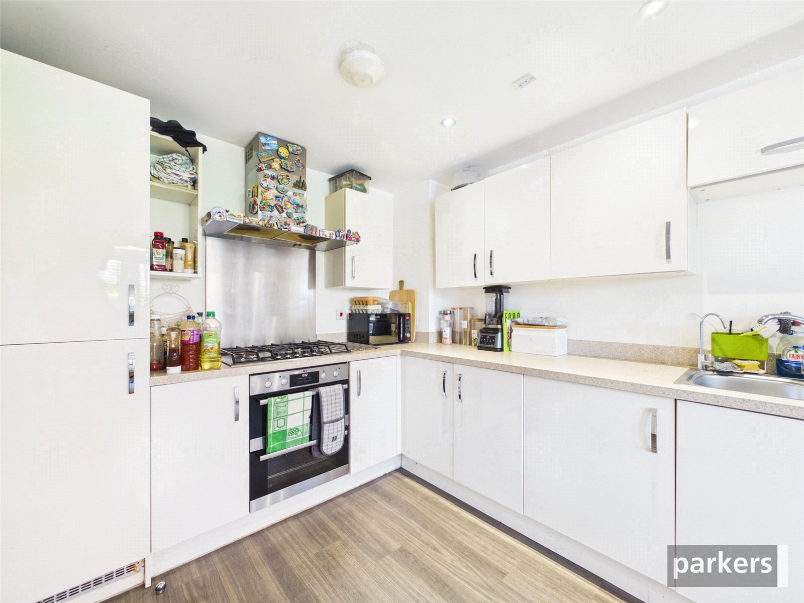 4 bedroom House for sale in Woodley, Reading, Berkshire
