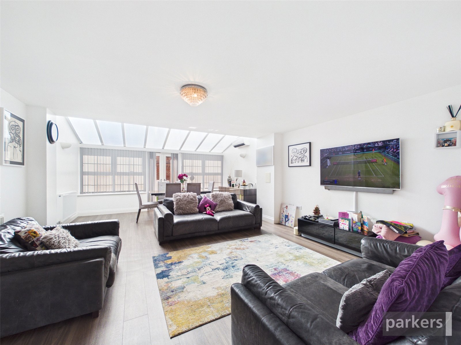 4 bedroom House for sale in Woodley, Reading, Berkshire