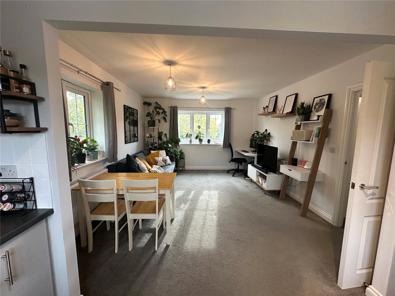 1 bedroom Flat for sale in Winnersh, Wokingham, Berkshire