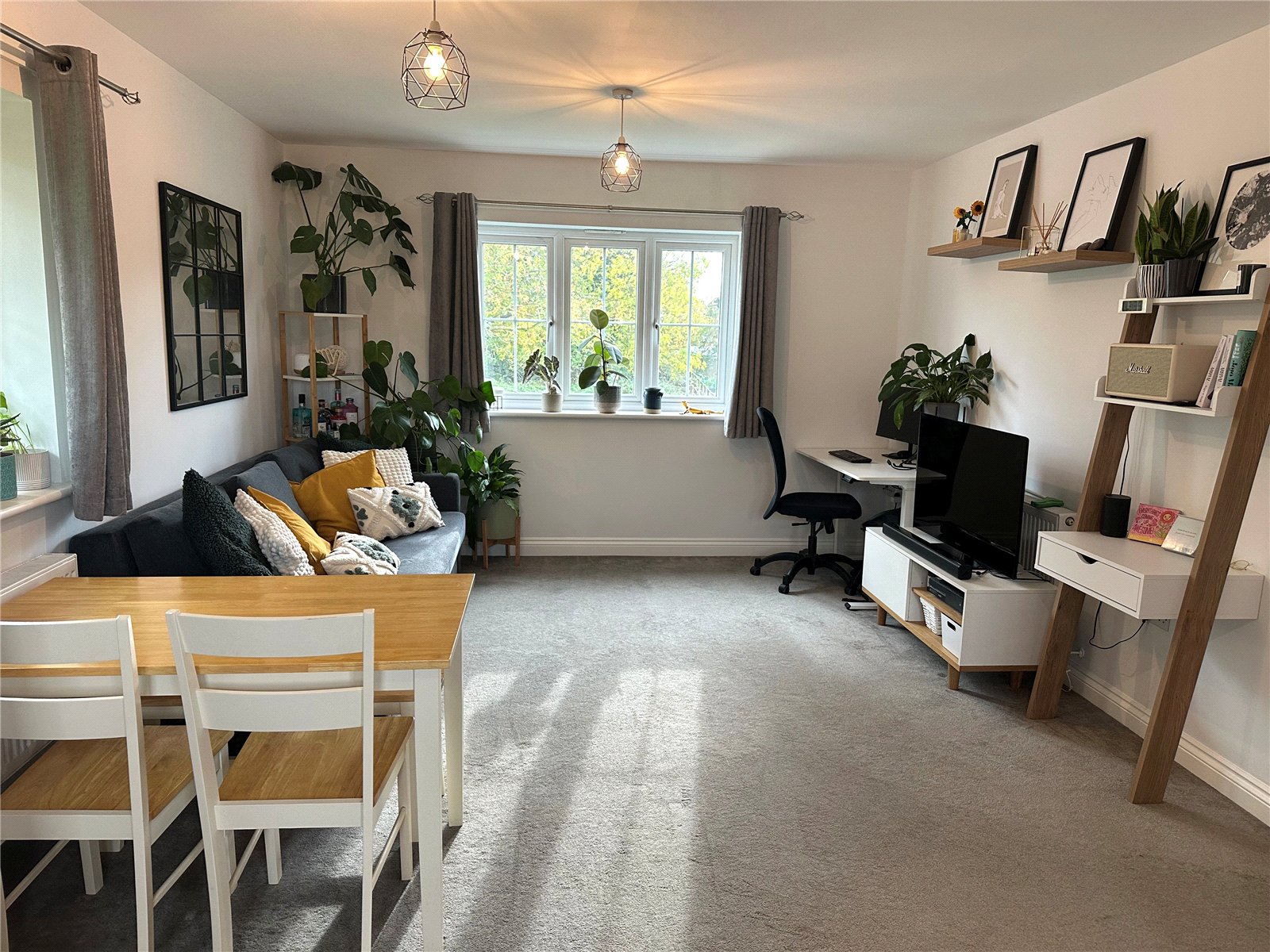 1 bedroom Flat for sale in Winnersh, Wokingham, Berkshire