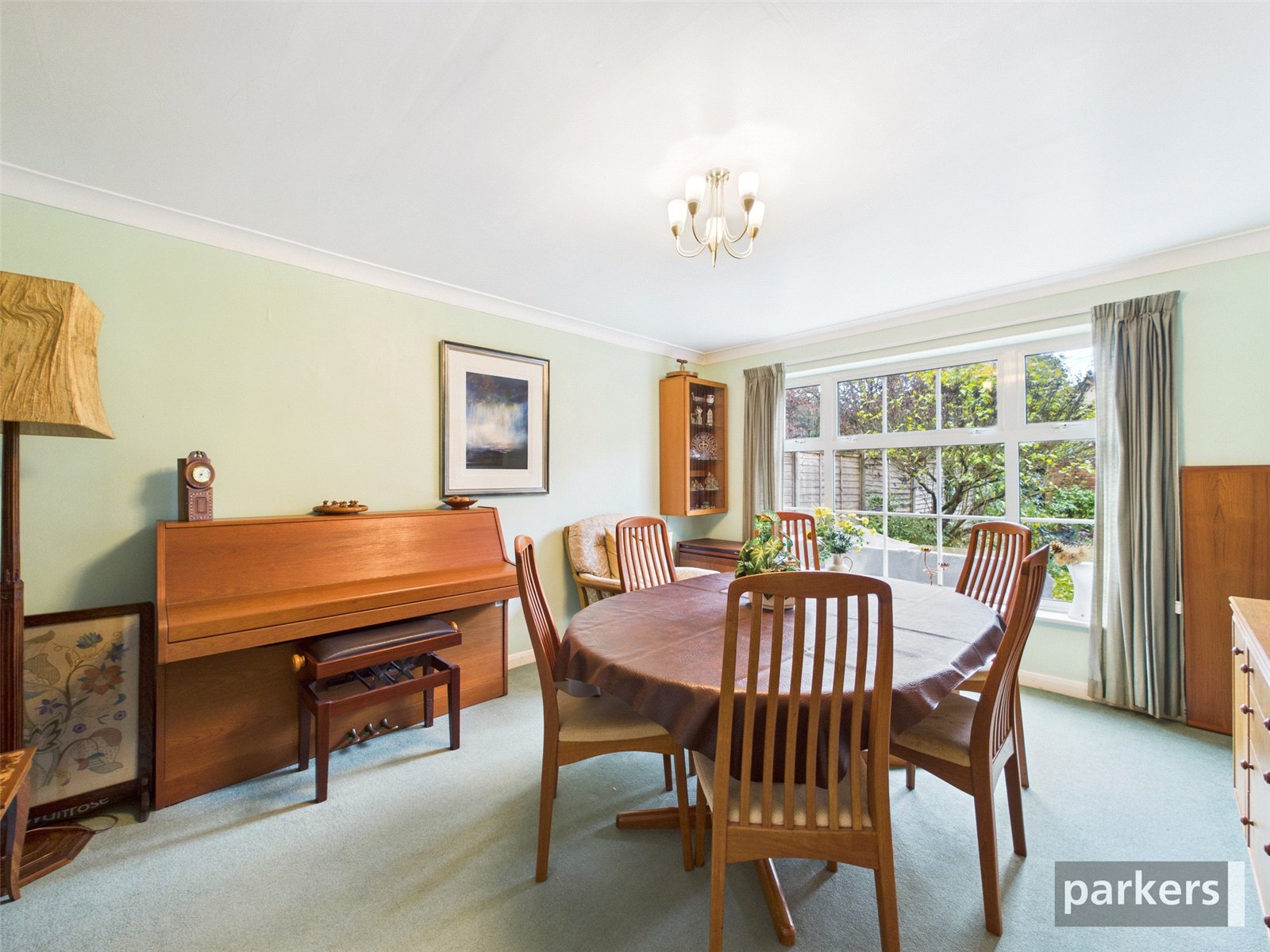 4 bedroom House for sale in Woodley, Reading, Berkshire