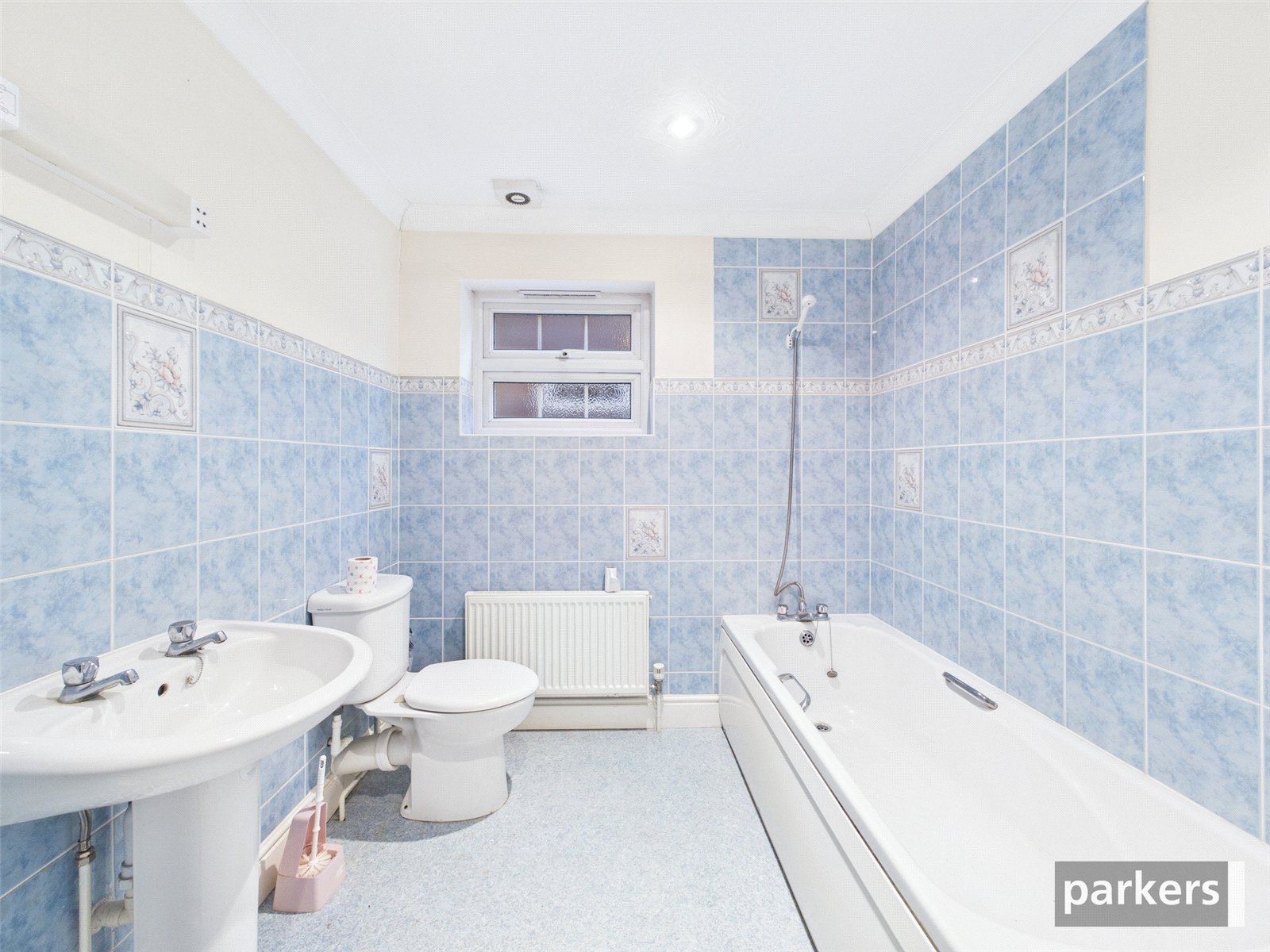 4 bedroom House for sale in Woodley, Reading, Berkshire
