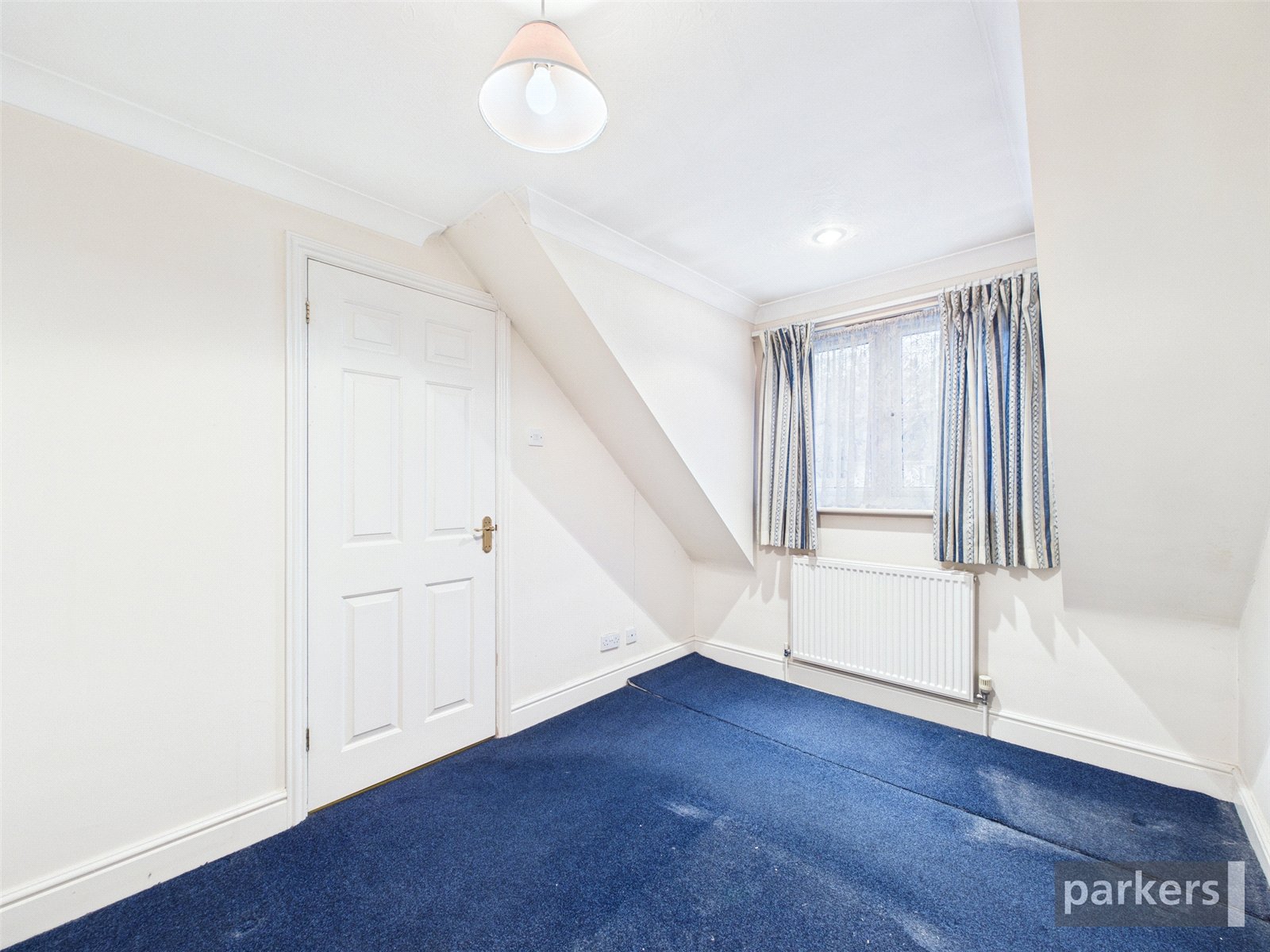 4 bedroom House for sale in Woodley, Reading, Berkshire