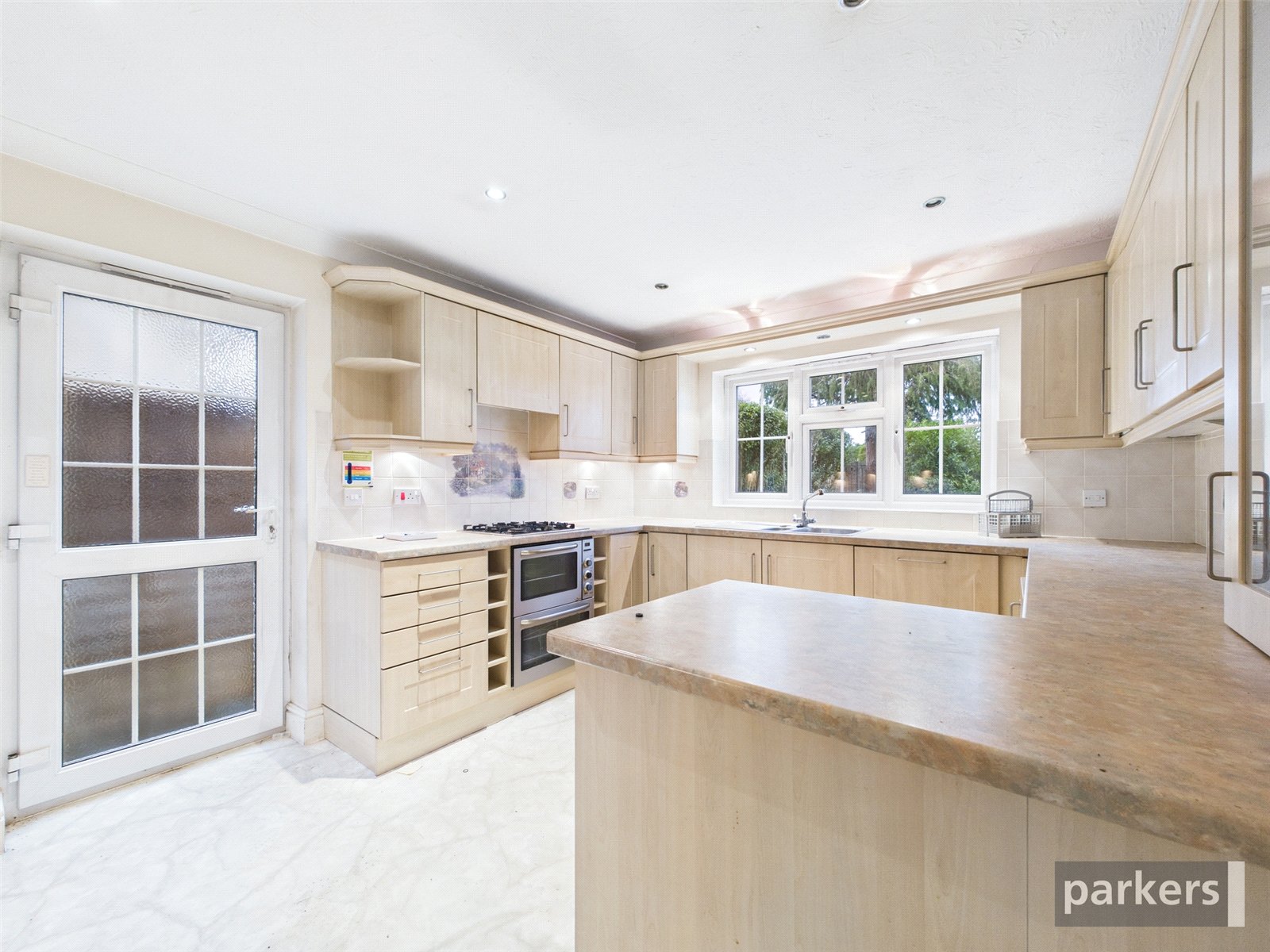 4 bedroom House for sale in Woodley, Reading, Berkshire