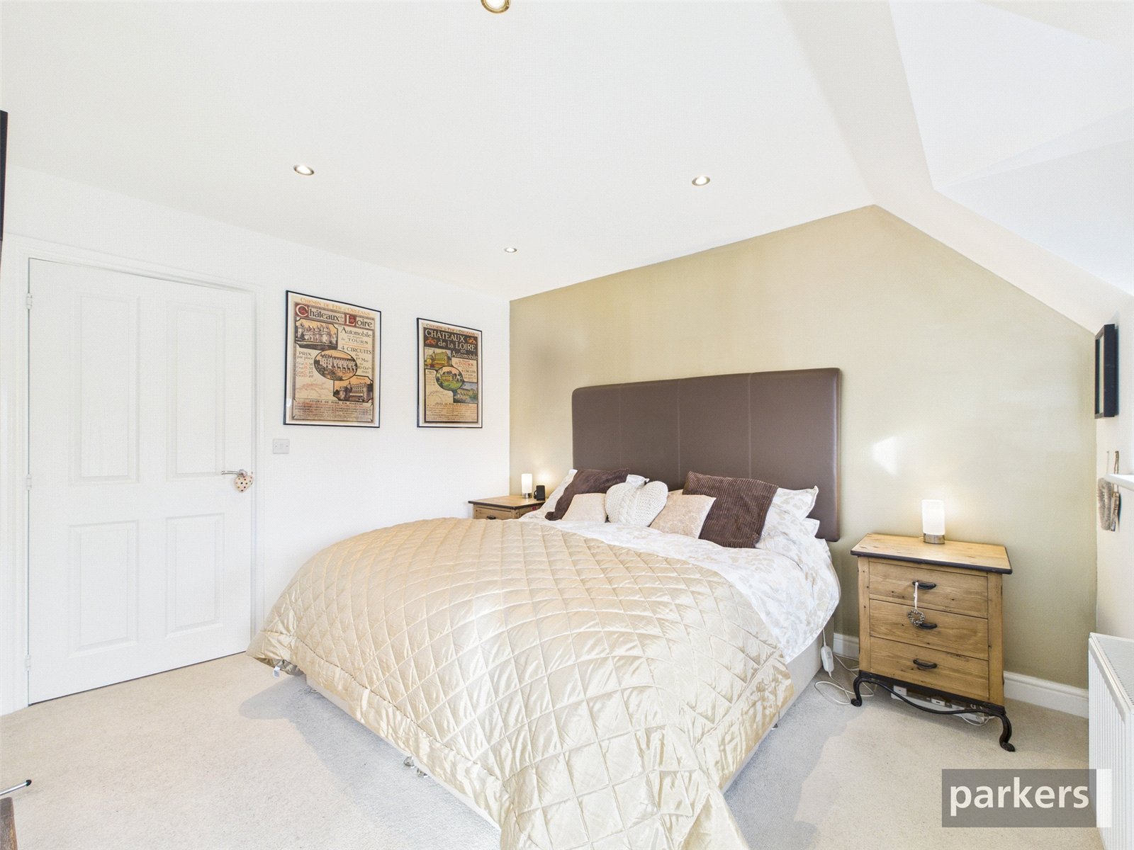 4 bedroom House for sale in Woodley, Reading, Berkshire