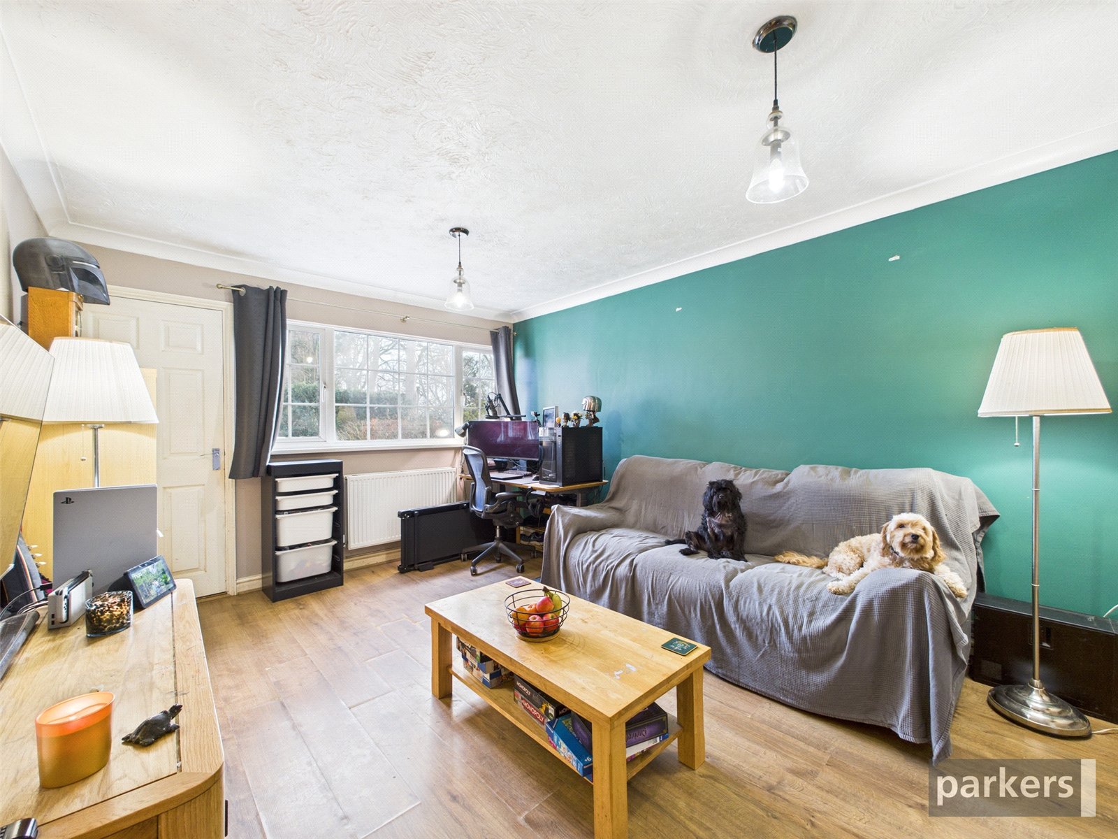 2 bedroom Flat for sale in Woodley, Reading, Berkshire
