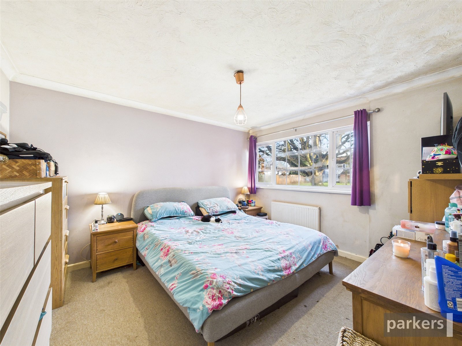 2 bedroom Flat for sale in Woodley, Reading, Berkshire