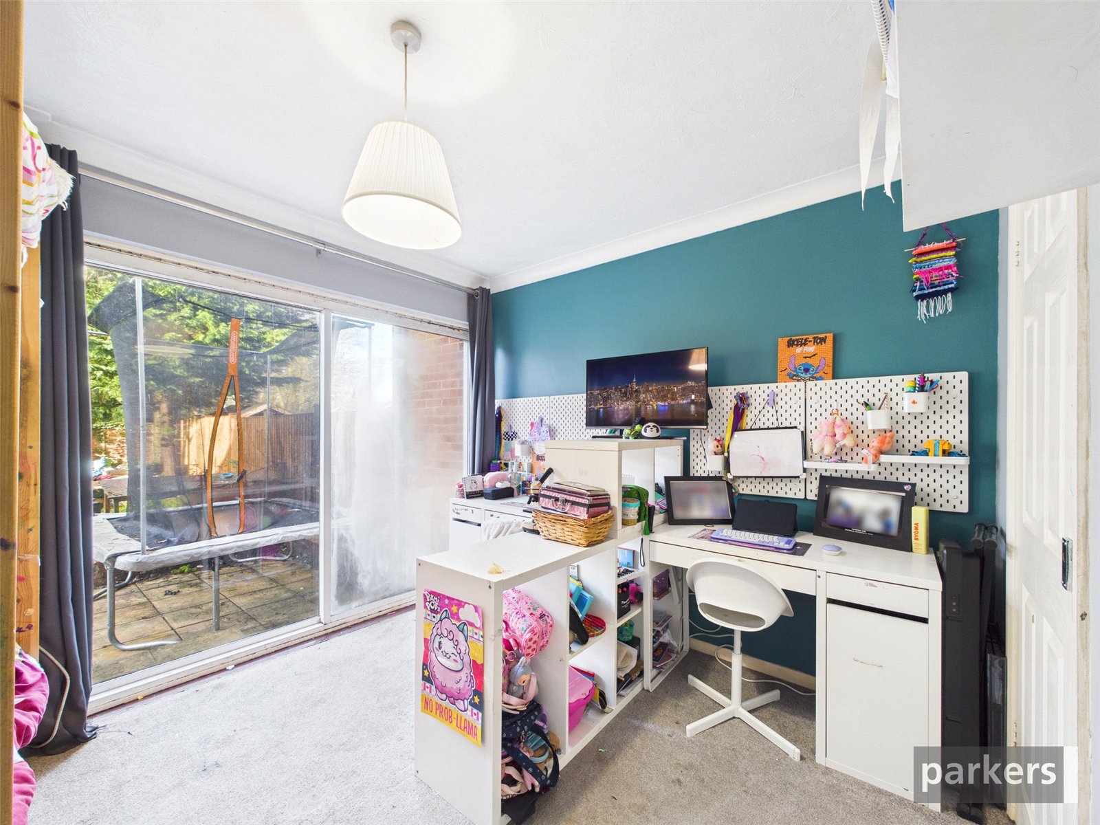 2 bedroom Flat for sale in Woodley, Reading, Berkshire