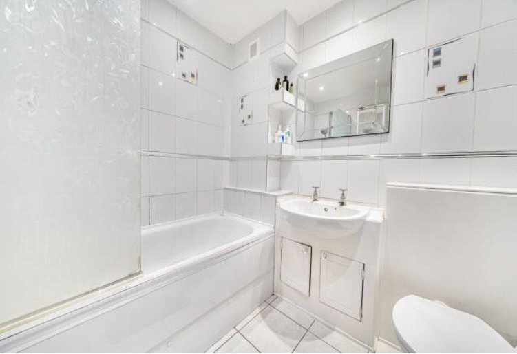 2 bedroom Flat for sale in St Andrews, Bracknell, Bracknell Forest
