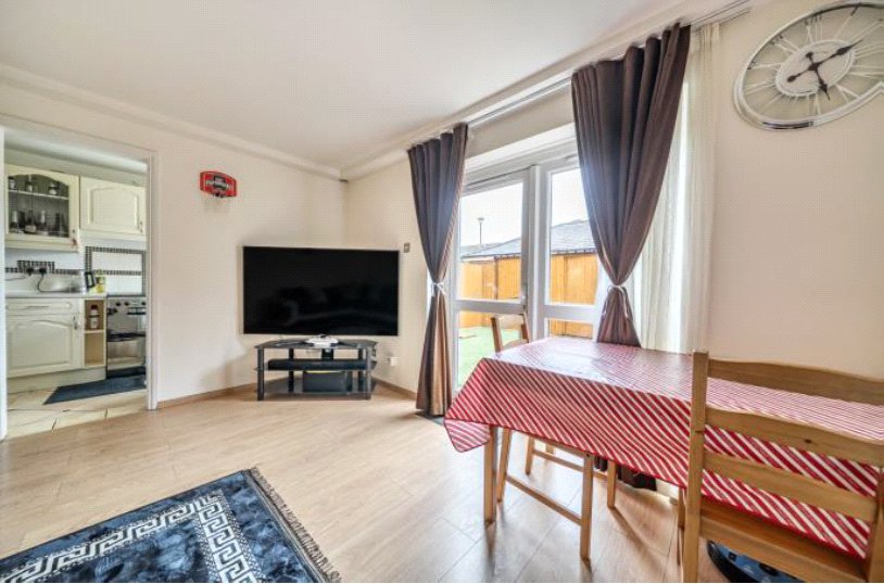 2 bedroom Flat for sale in St Andrews, Bracknell, Bracknell Forest