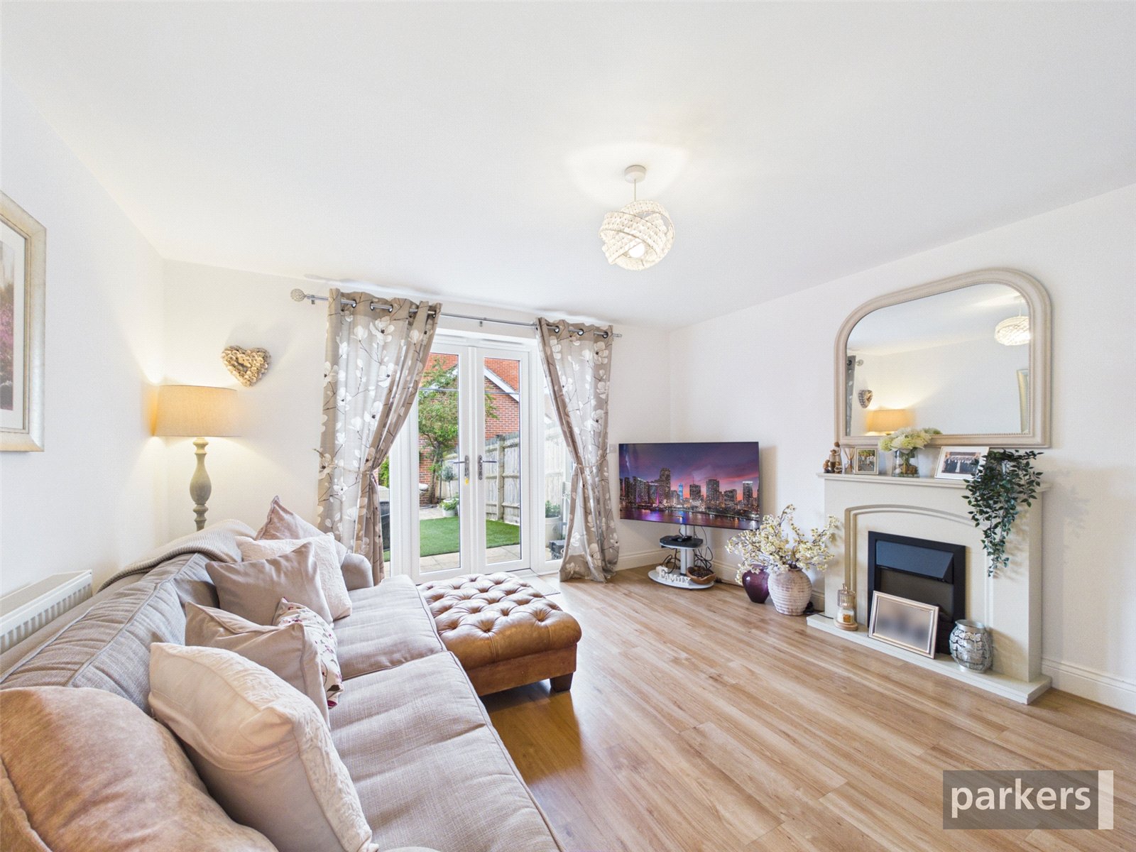 4 bedroom House for sale in Woodley, Reading, Berkshire