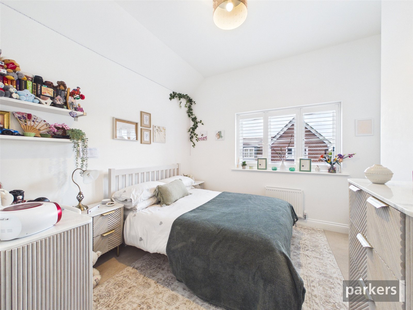 4 bedroom House for sale in Woodley, Reading, Berkshire