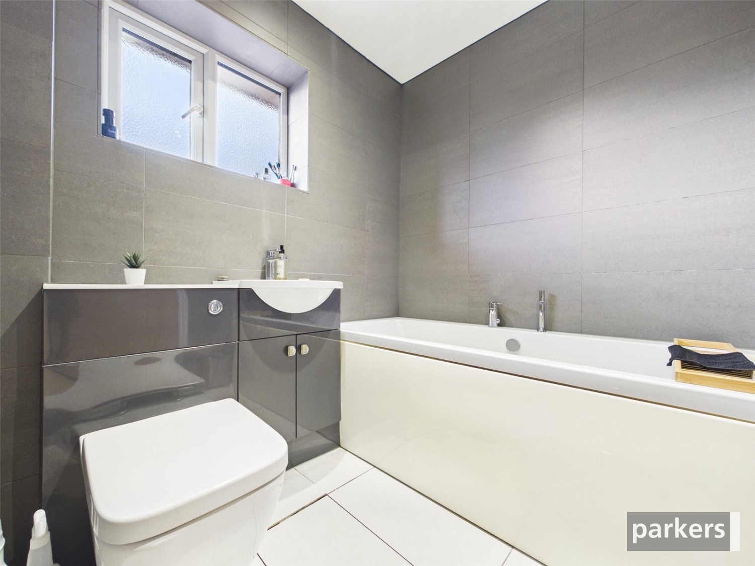 Bath Road, Hare Hatch, Reading