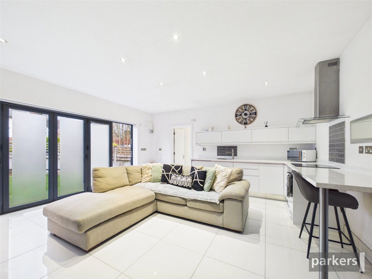 Bath Road, Hare Hatch, Reading