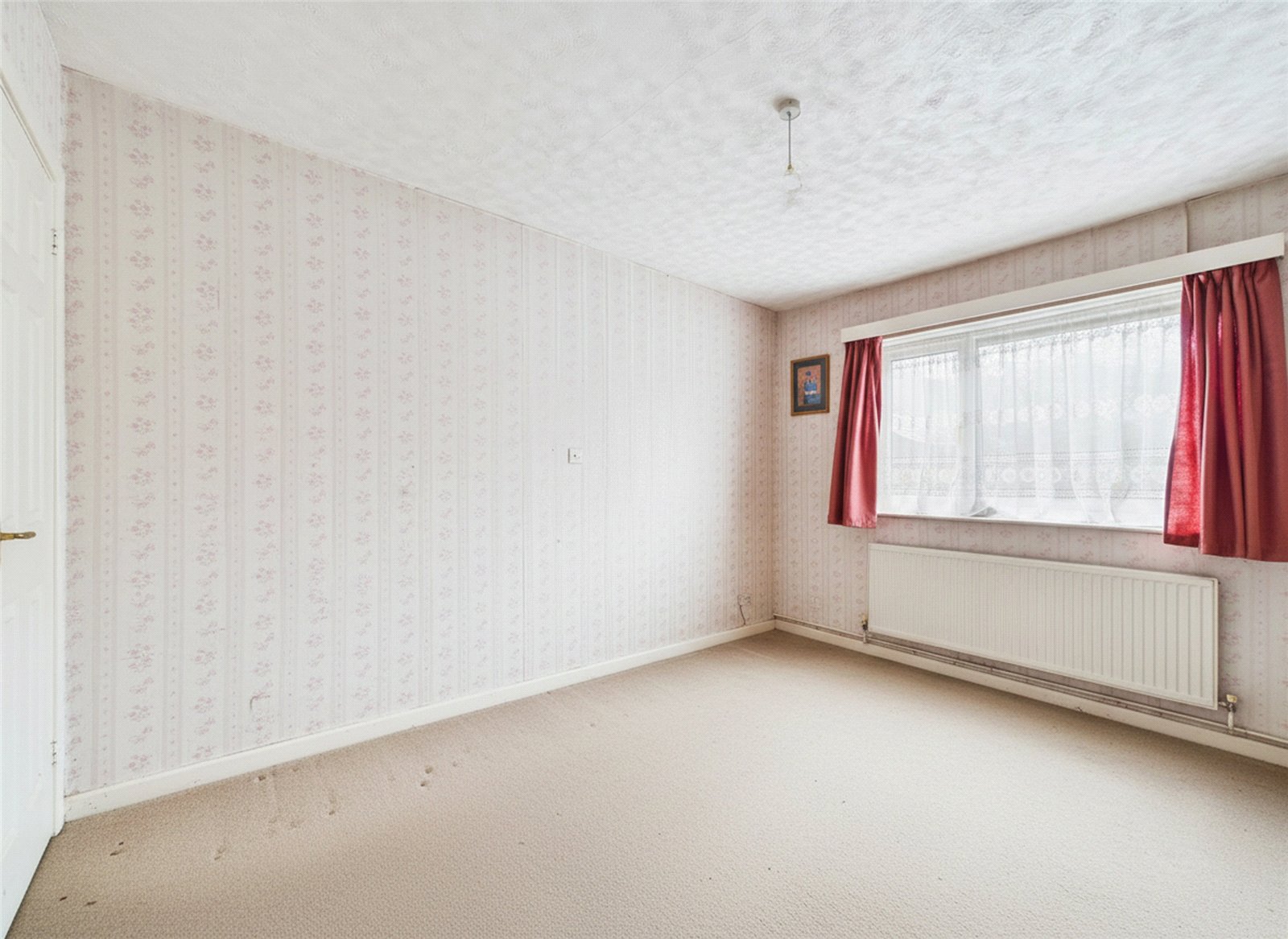 5 bedroom Bungalow for sale in Wokingham, Berkshire