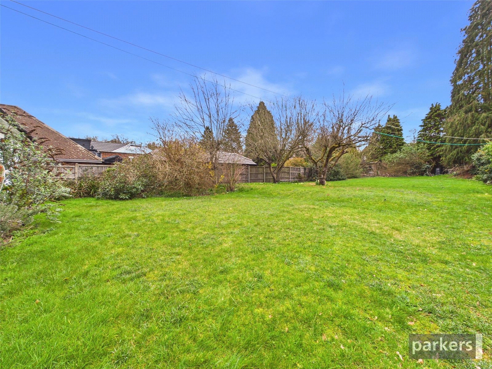 5 bedroom Bungalow for sale in Wokingham, Berkshire