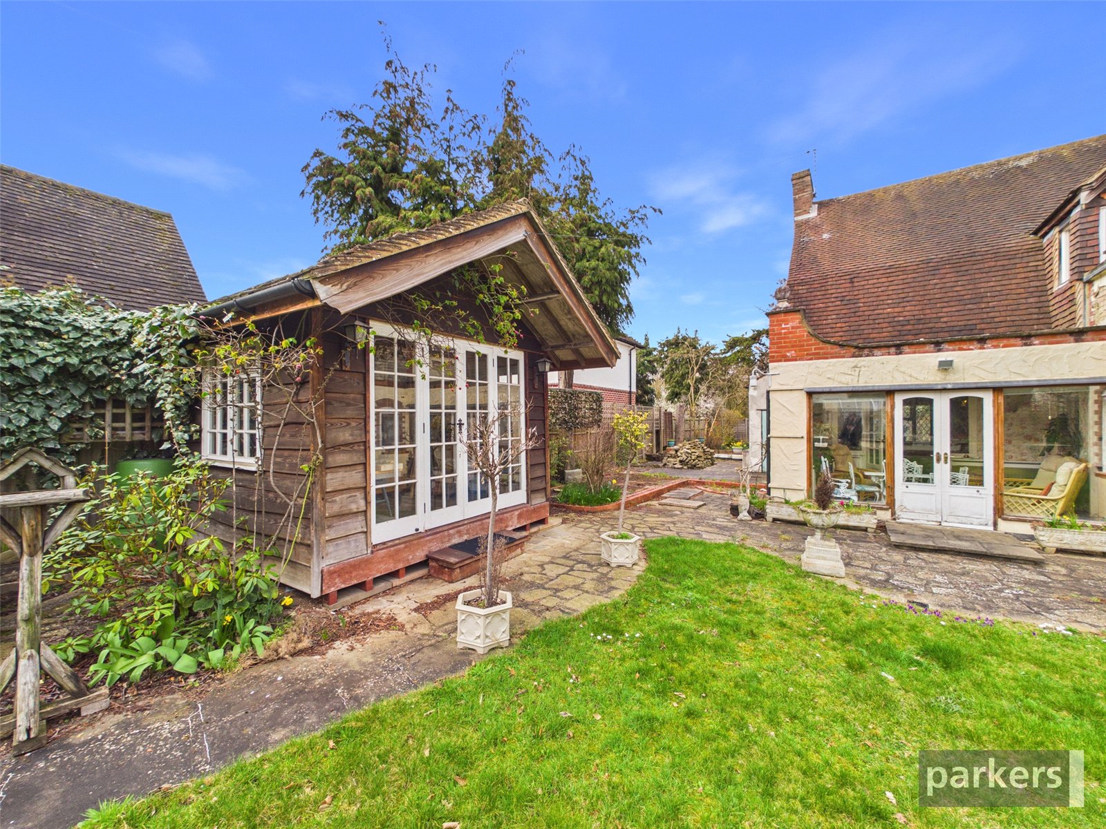3 bedroom House for sale in Sonning, Reading