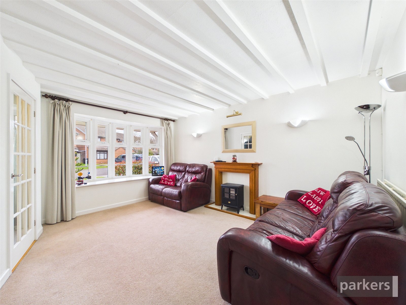 4 bedroom House for sale in Woodley, Berkshire