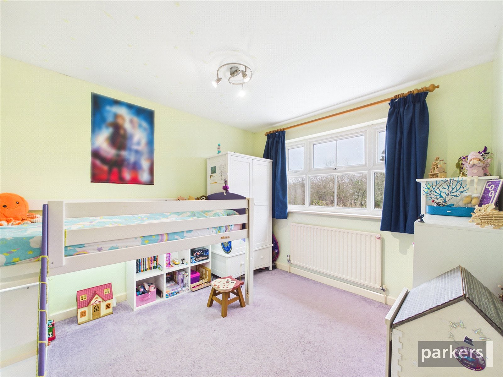 4 bedroom House for sale in Woodley, Berkshire