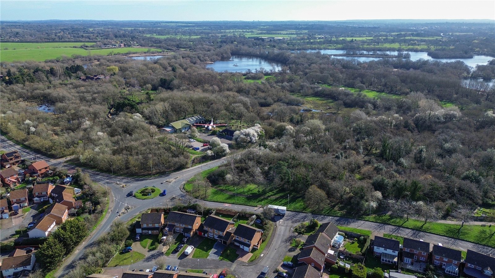 4 bedroom House for sale in Woodley, Berkshire