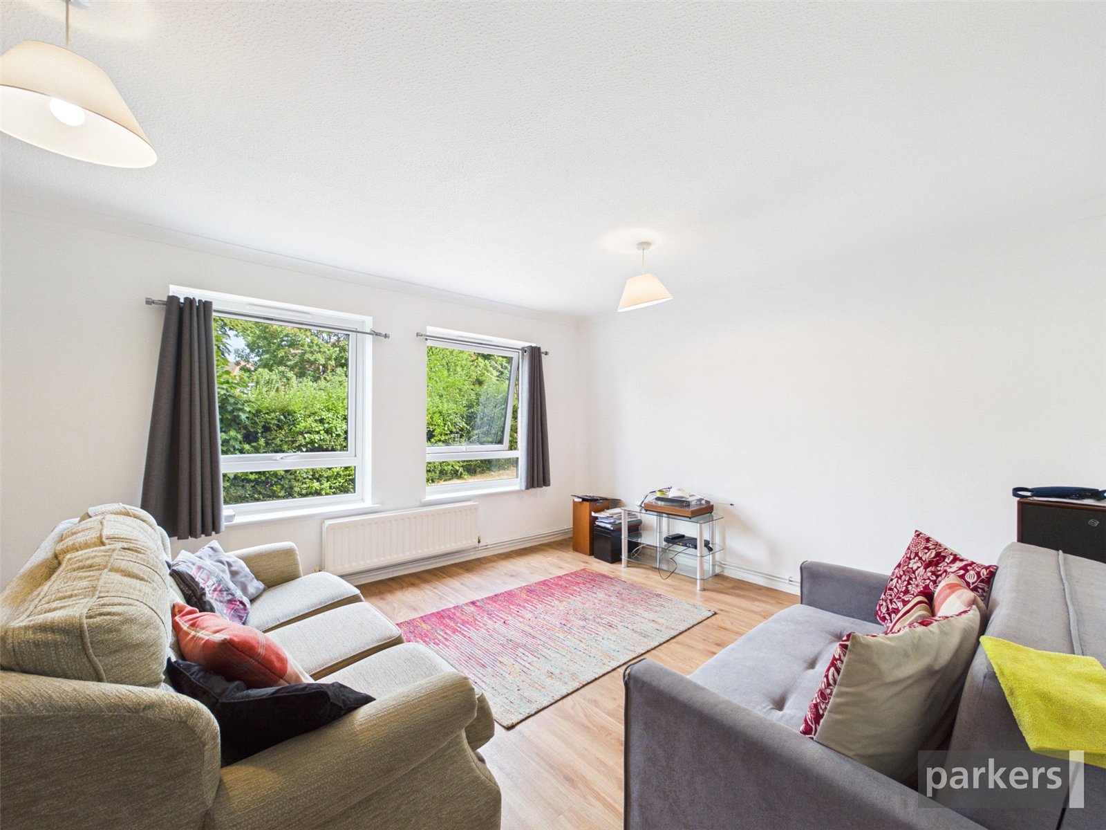 2 bedroom Flat for sale in Wokingham, Berkshire