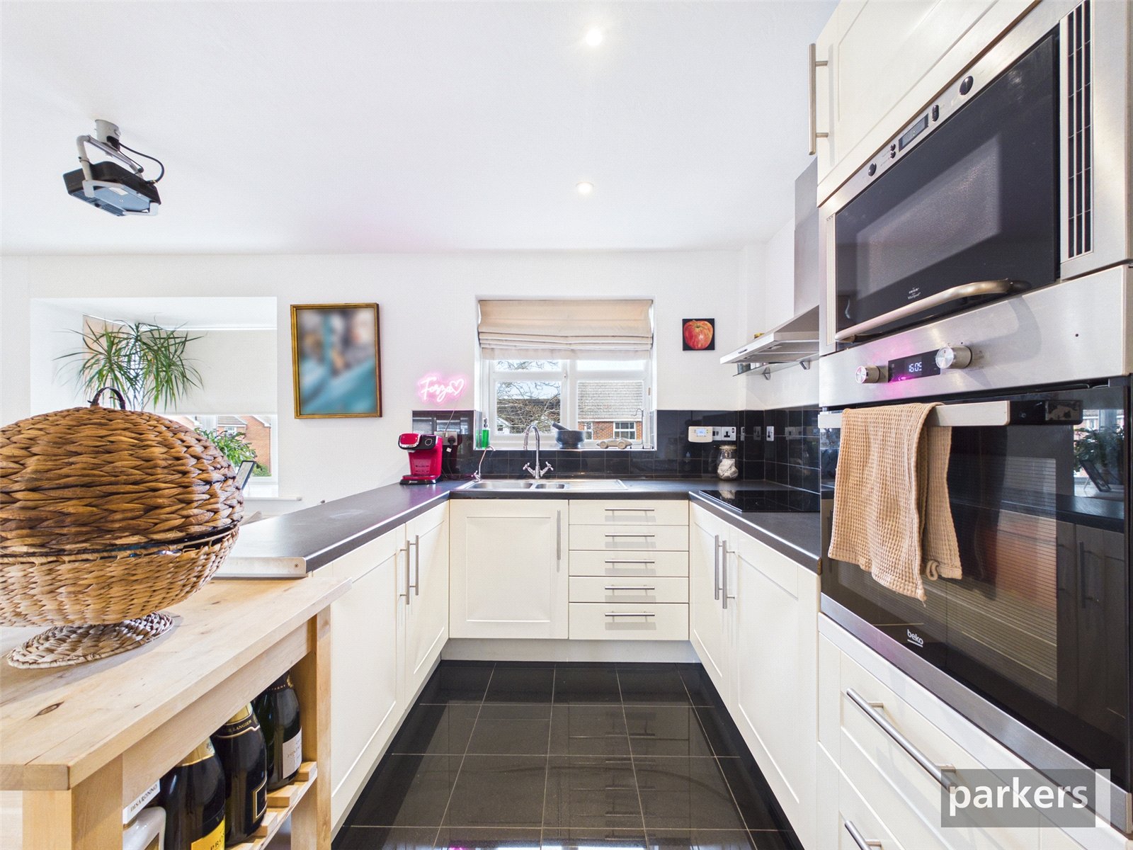 1 bedroom Flat for sale in Binfield, Bracknell, Berkshire