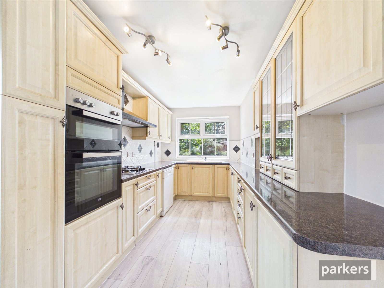 4 bedroom House for sale in Woodley, Reading, Berkshire
