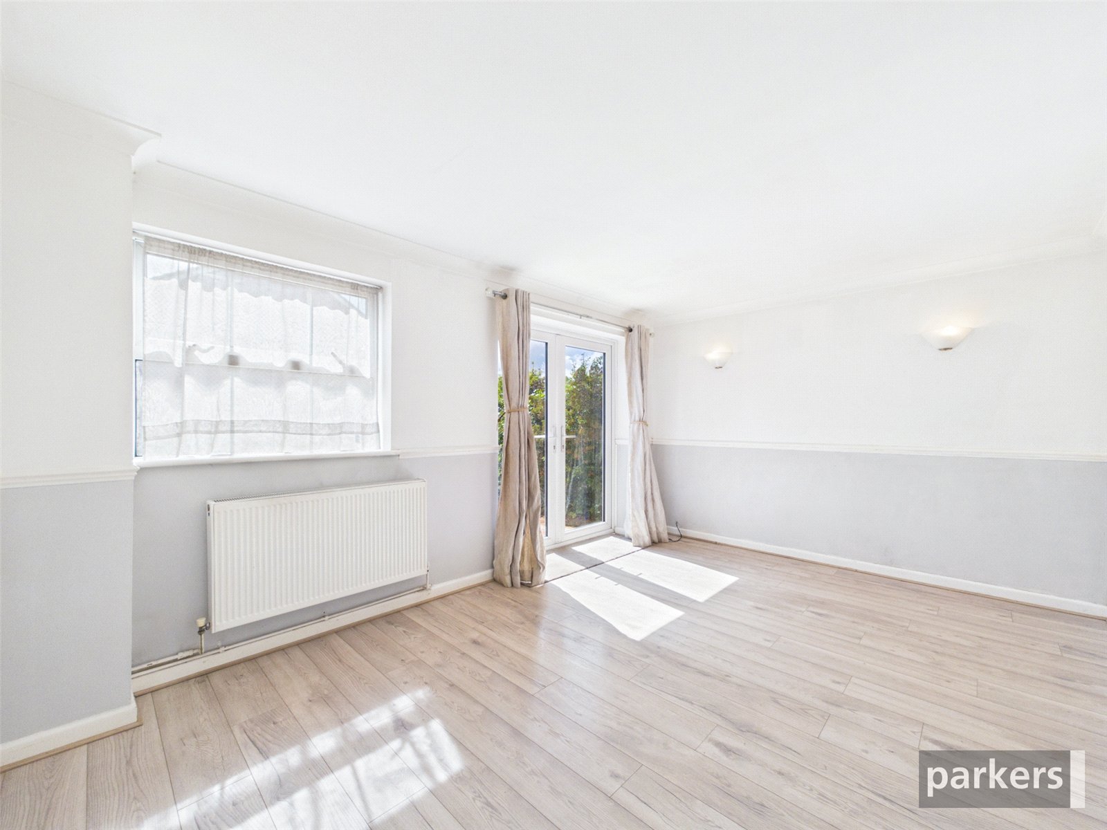 4 bedroom House for sale in Woodley, Reading, Berkshire