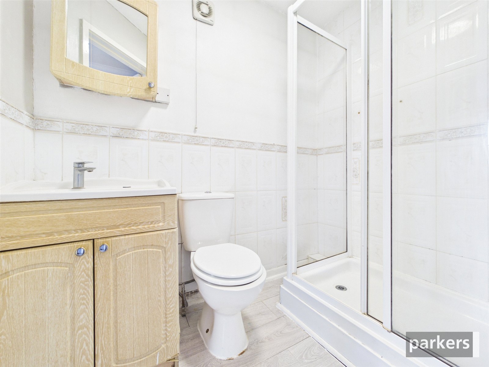 4 bedroom House for sale in Woodley, Reading, Berkshire