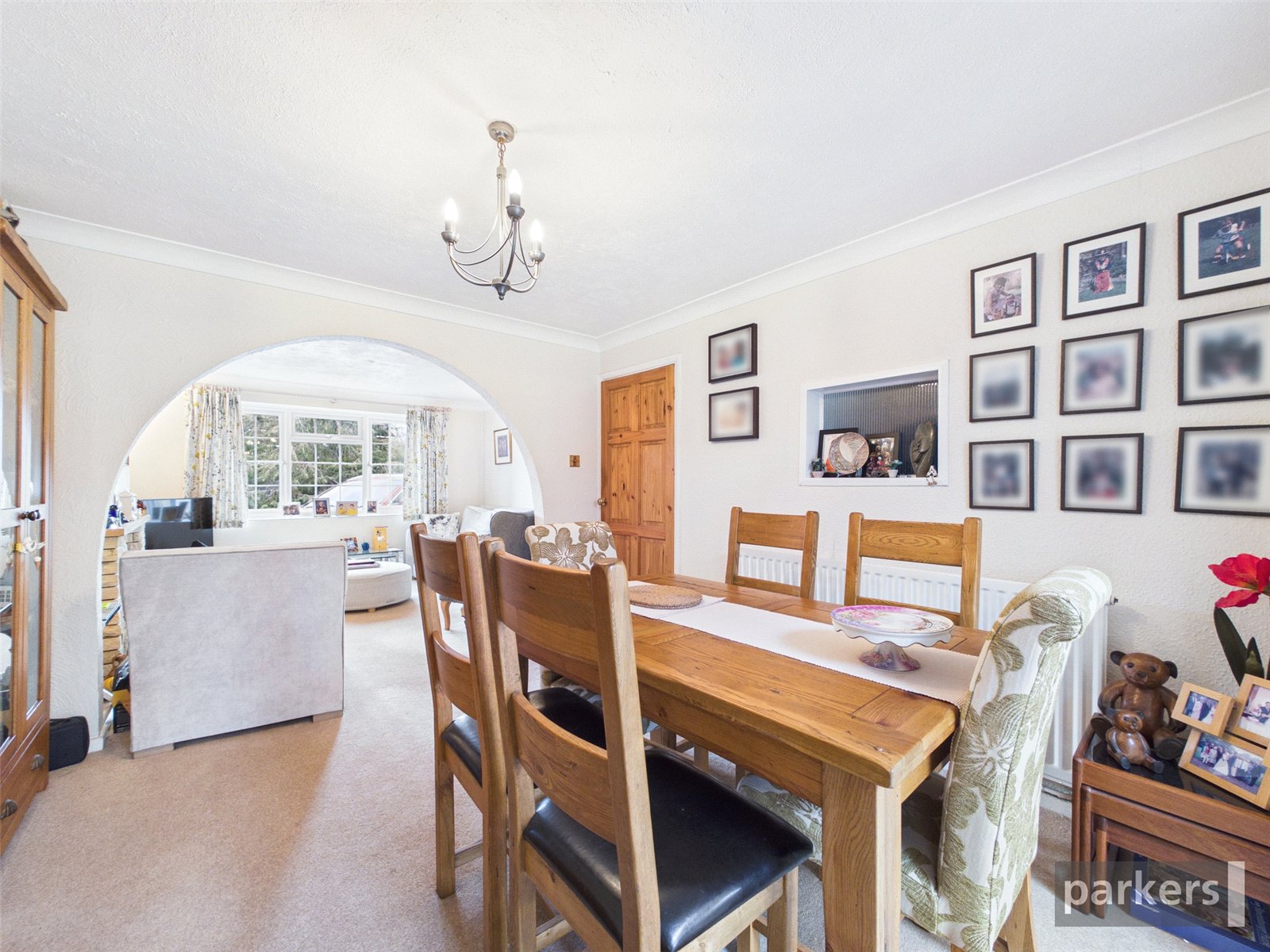 4 bedroom House for sale in Woodley, Reading, Berkshire