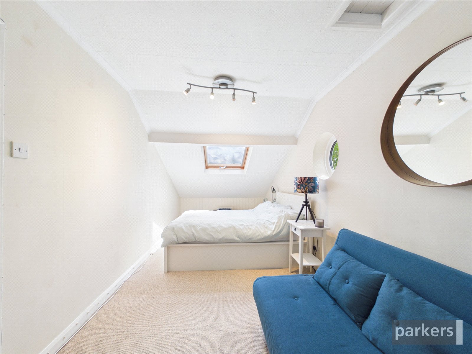 4 bedroom House for sale in Woodley, Reading, Berkshire
