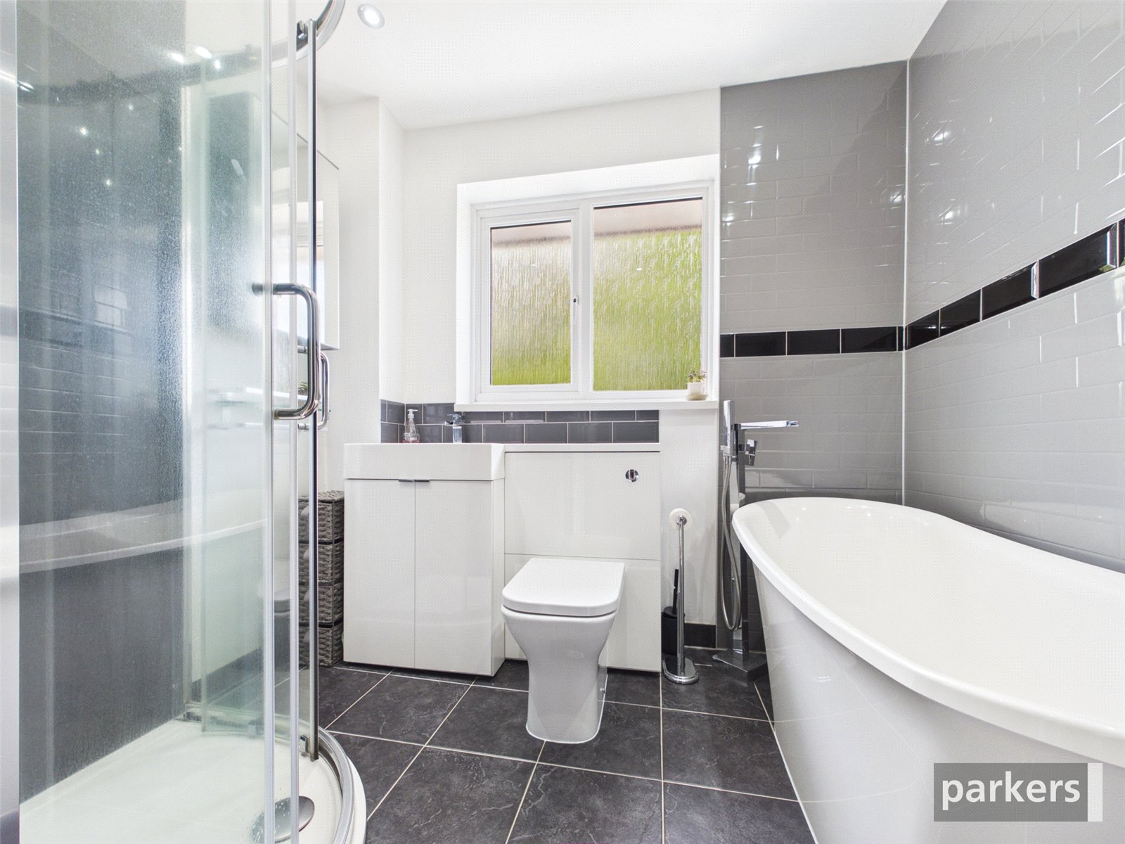 4 bedroom House for sale in Woodley, Reading, Berkshire