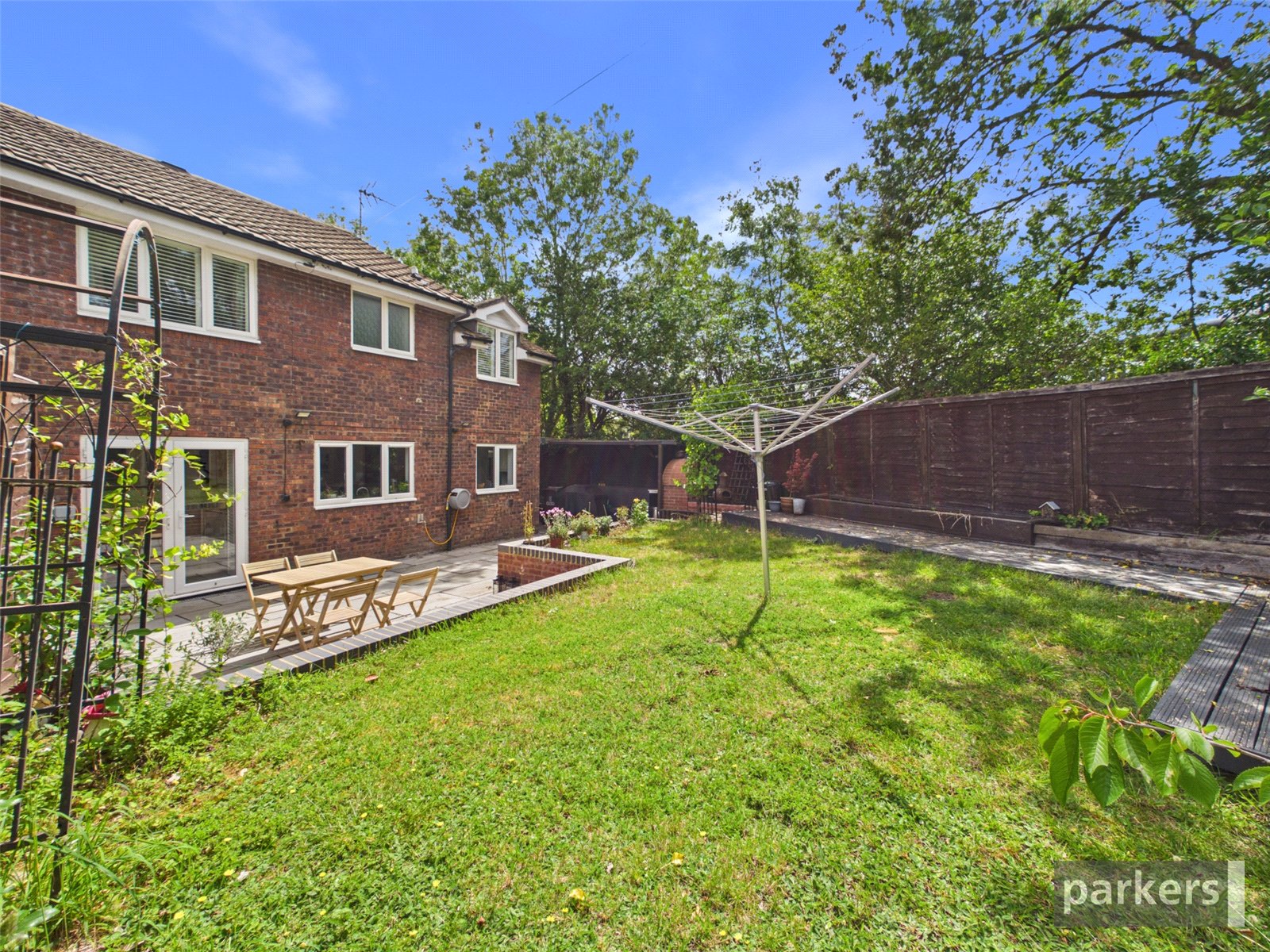 4 bedroom House for sale in Woodley, Reading, Berkshire