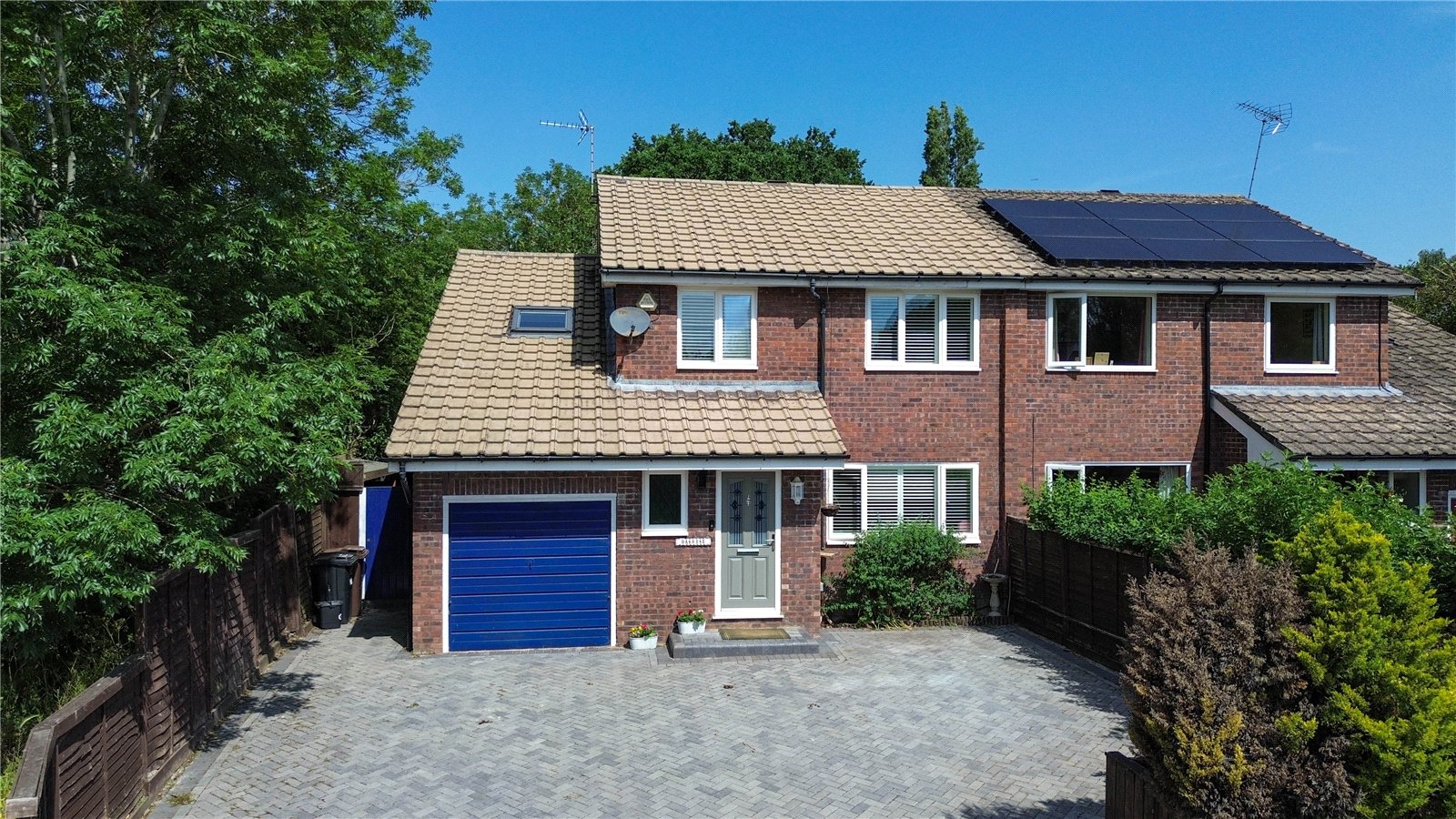 4 bedroom House for sale in Woodley, Reading, Berkshire