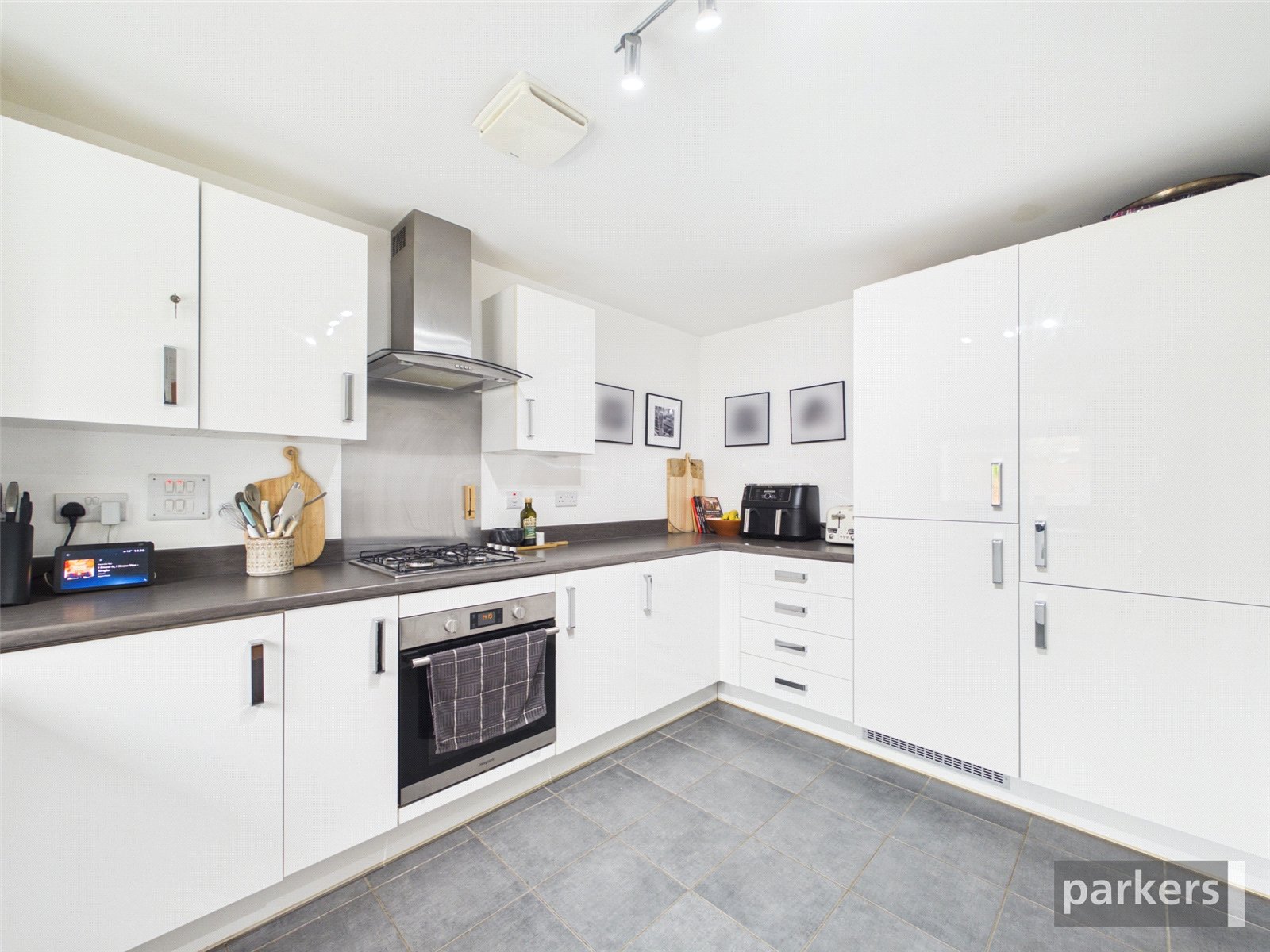 4 bedroom House for sale in Winnersh, Wokingham, Berkshire