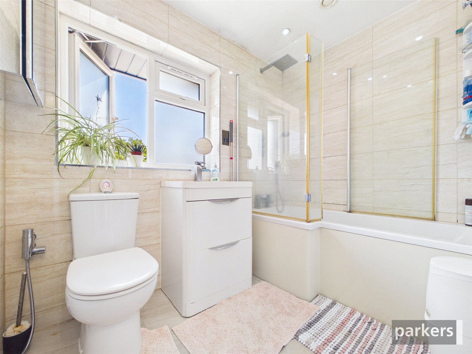 3 bedroom House for sale in Woodley, Reading, Berkshire