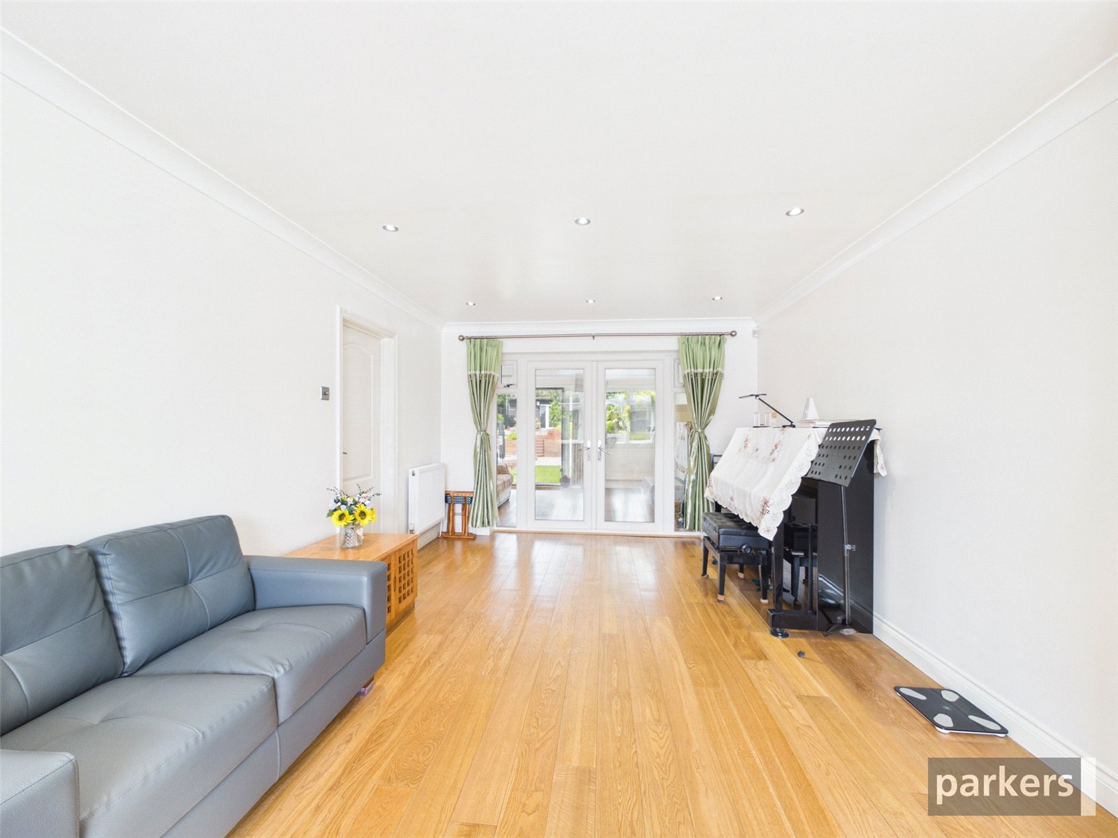 4 bedroom House for sale in Woodley, Reading, Berkshire
