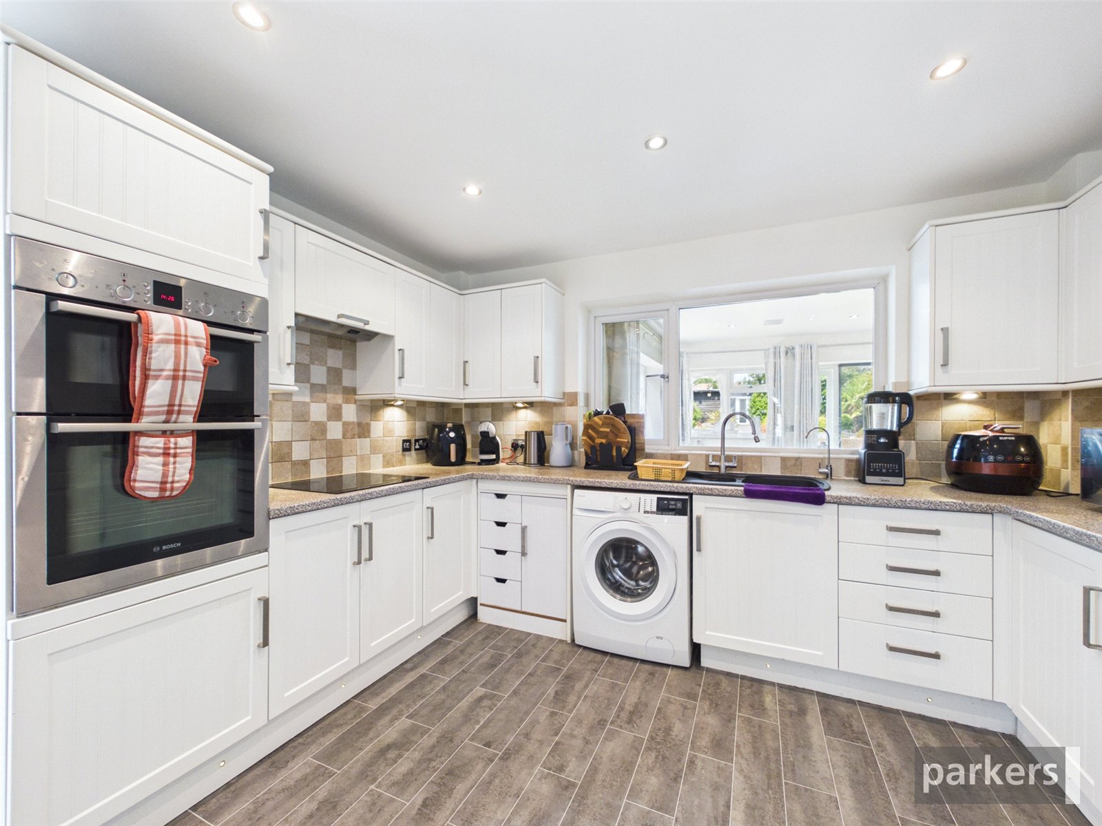 4 bedroom House for sale in Woodley, Reading, Berkshire