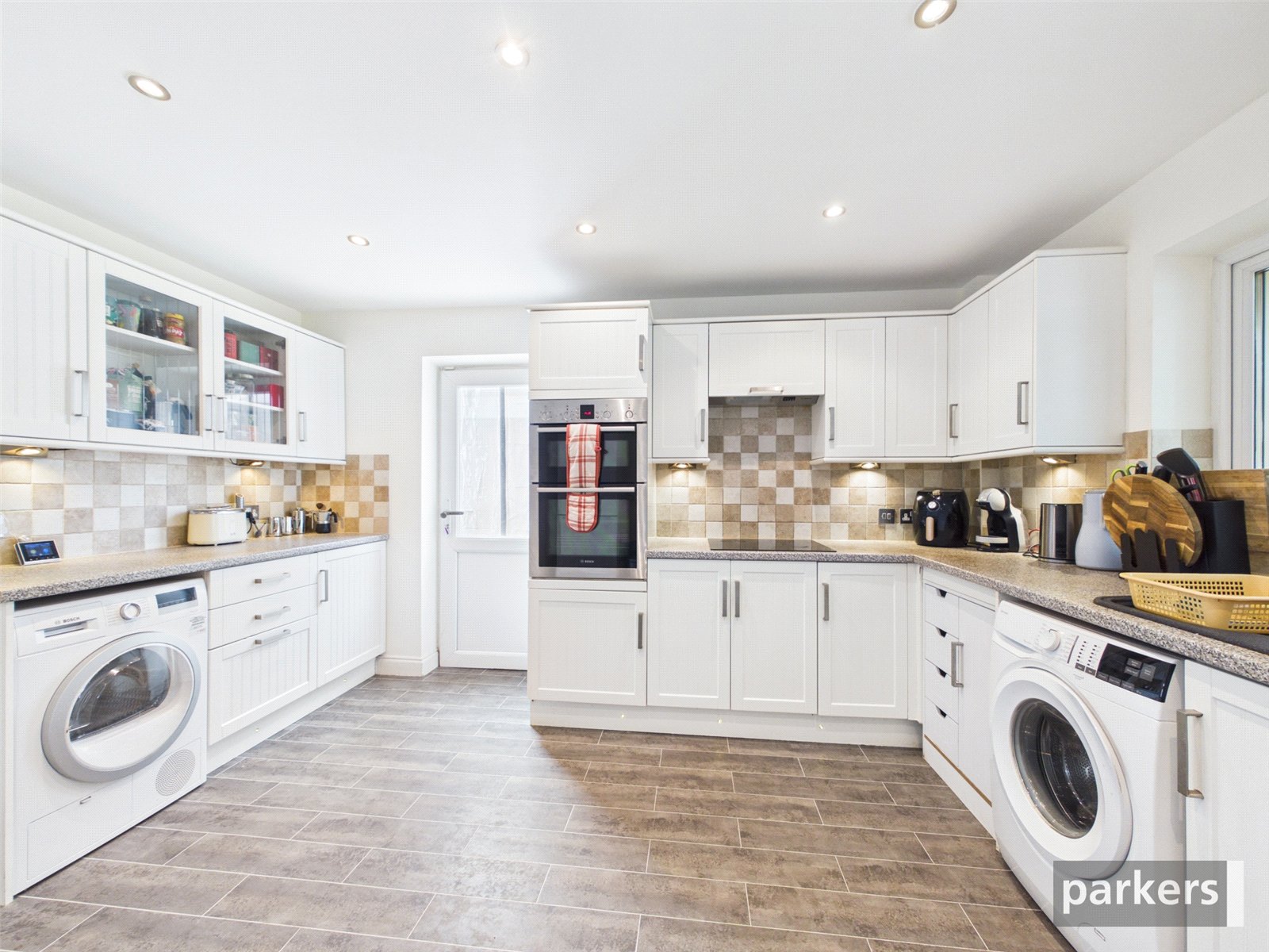 4 bedroom House for sale in Woodley, Reading, Berkshire