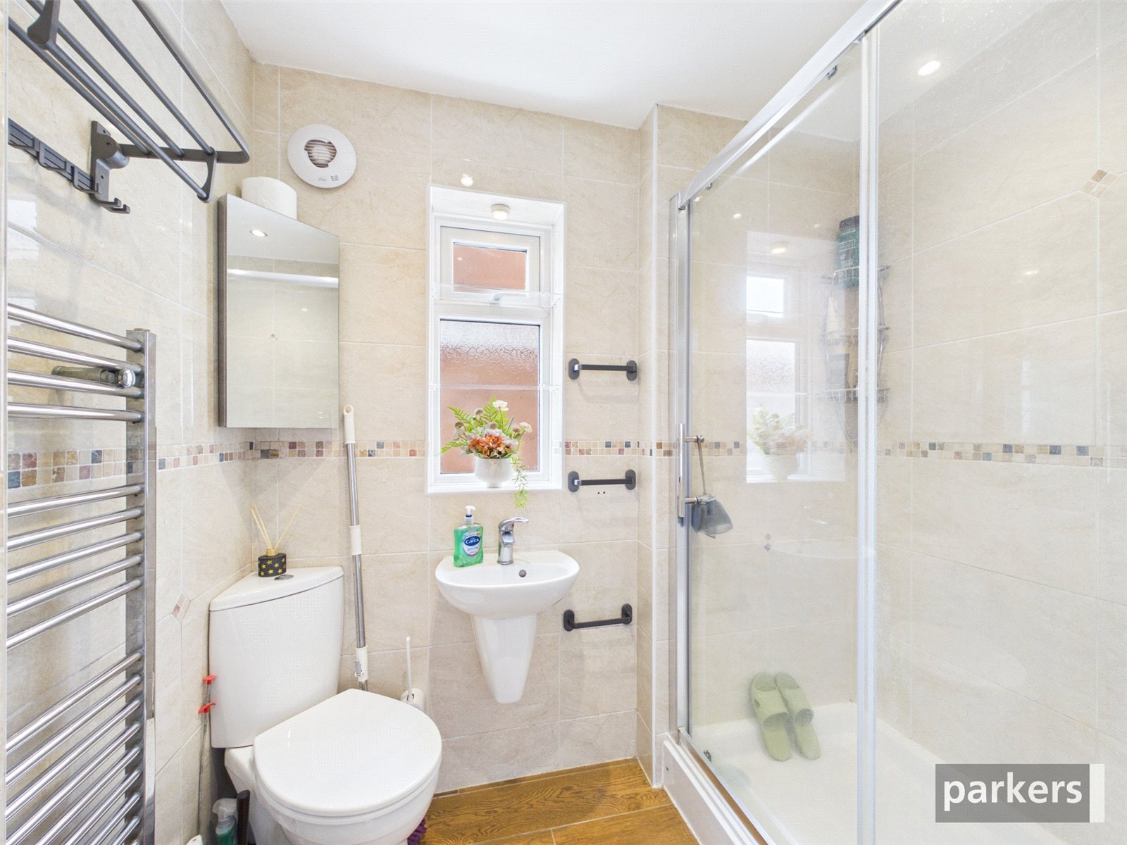 4 bedroom House for sale in Woodley, Reading, Berkshire