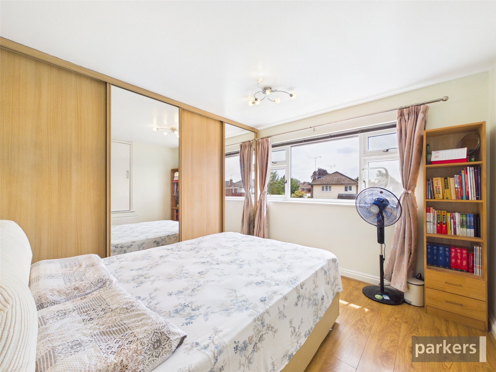 4 bedroom House for sale in Woodley, Reading, Berkshire