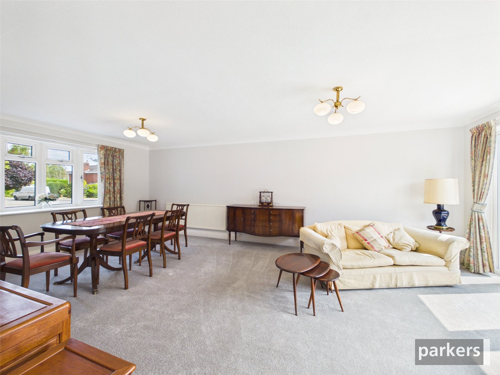4 bedroom House for sale in Woodley, Reading, Berkshire