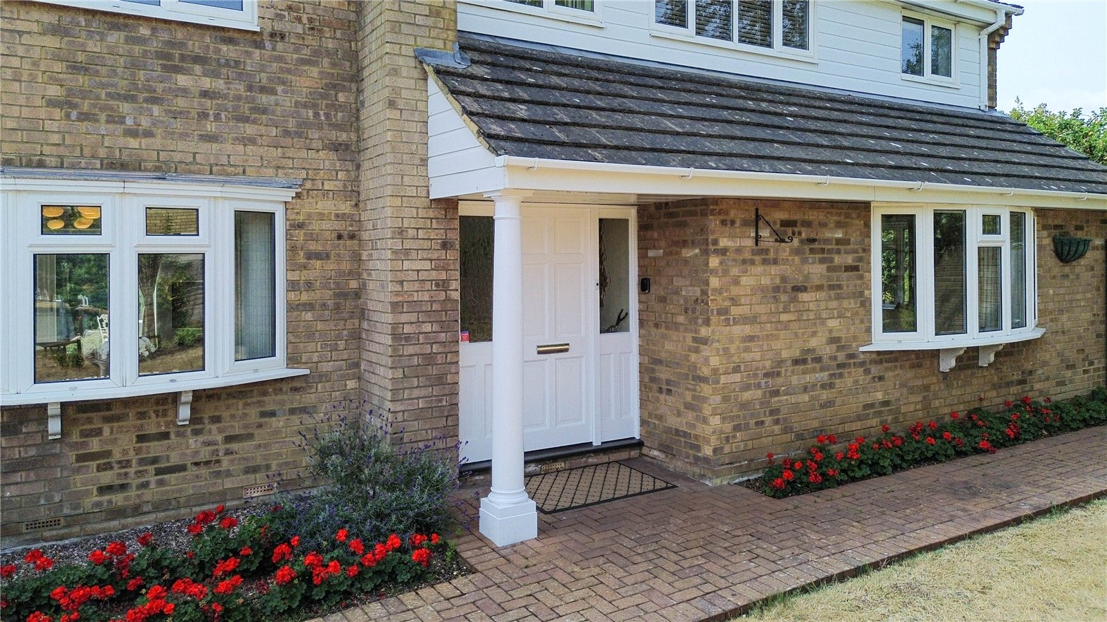 4 bedroom House for sale in Woodley, Reading, Berkshire