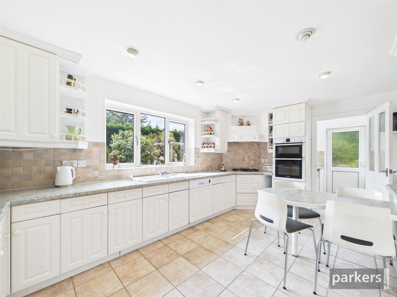 4 bedroom House for sale in Woodley, Reading, Berkshire