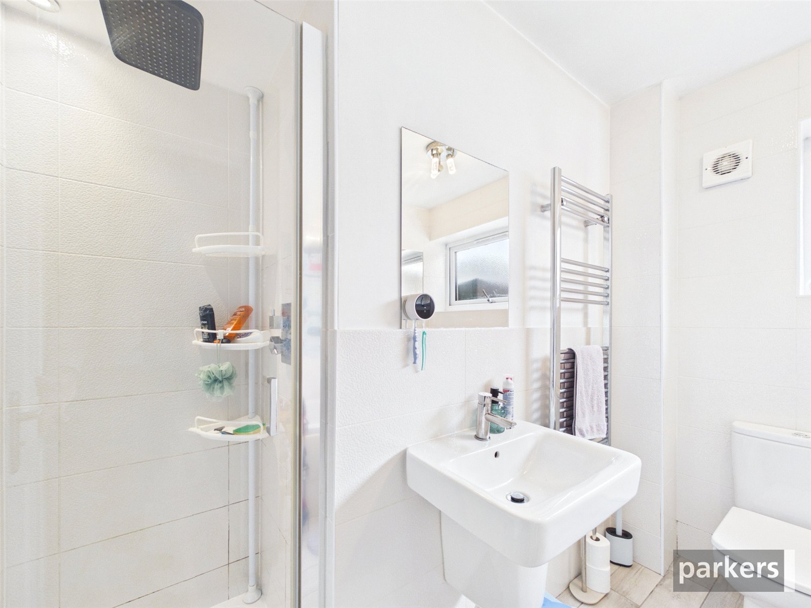 2 bedroom Flat for sale in Woodley, Reading, Berkshire